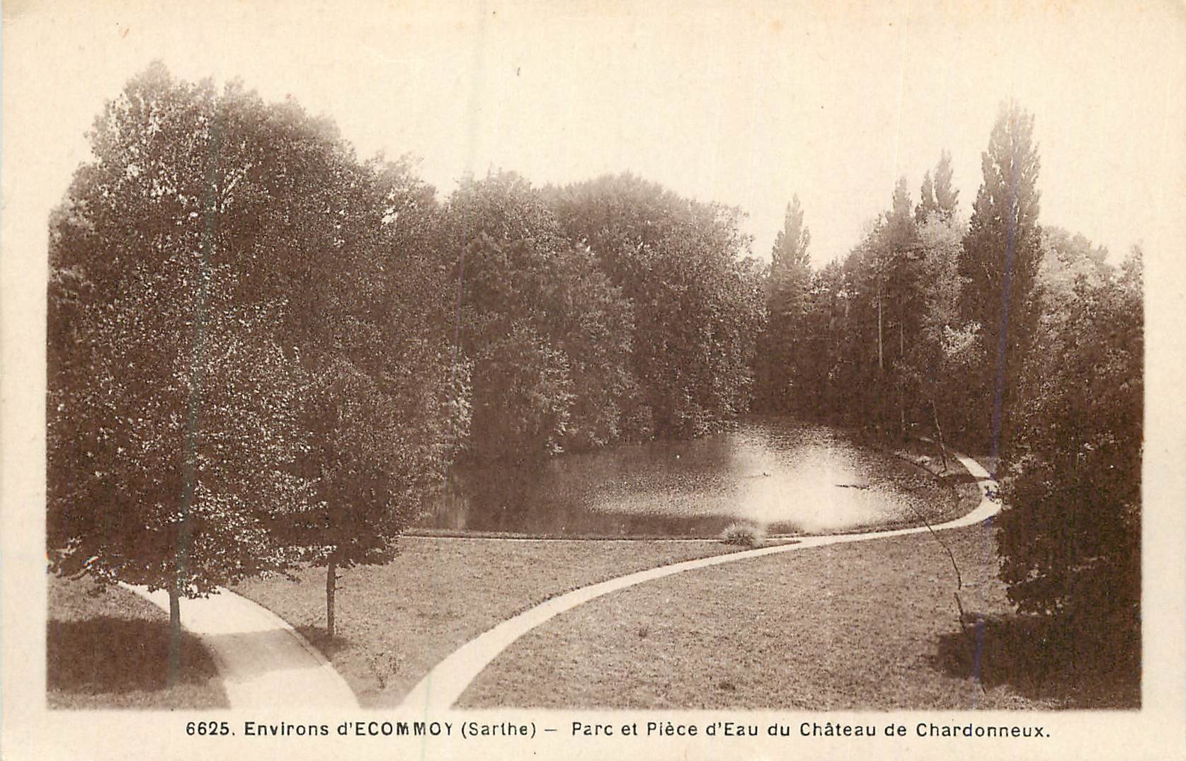 CPA Environs d'Ecommoy (Sarthe) Parc et Piece d'Eau du Chateau de Chardonneux