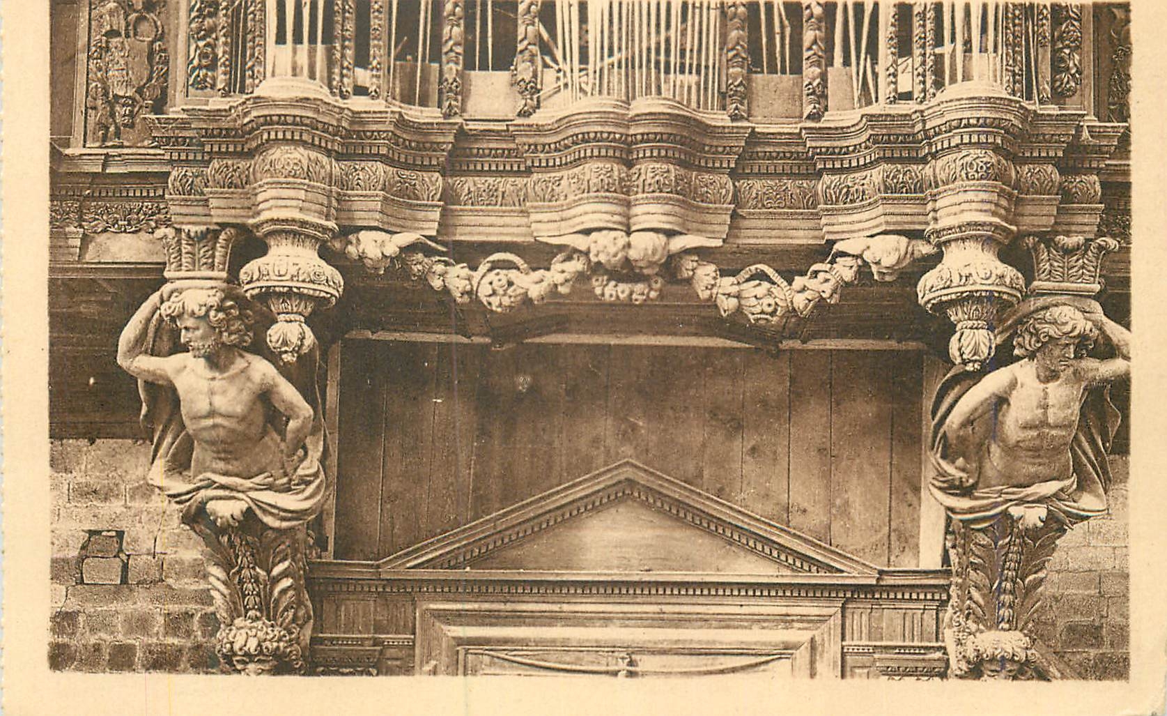 CPA la Chaise Dieu l'Eglise Buffet d'Orgues Cariatides Centrales