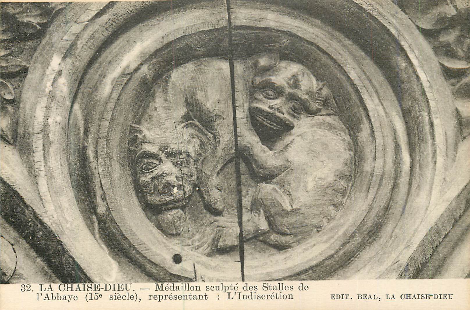 CPA la Chaise Dieu Medaillon sculpte des Stalles de l'Abbaye (15e siecle)