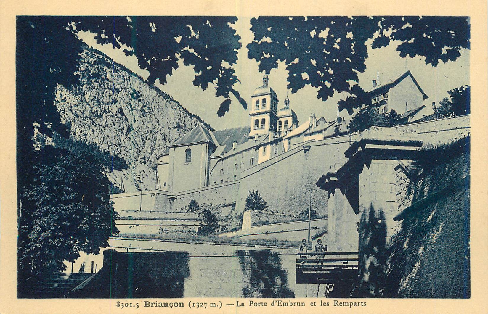 Briancón (1327 m.) — La Porte d'Embrun et les Remparts