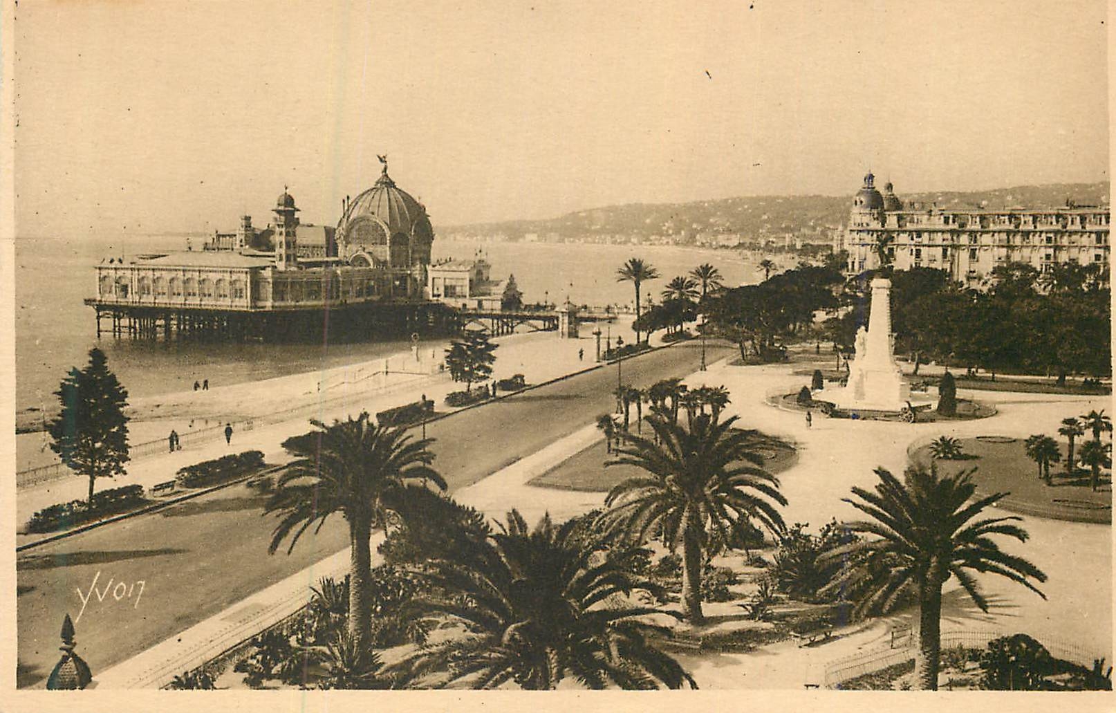 CPA Cote d'Azur Nice (Alpes Maritimes) les Jardins Albert 1er et le Palais de la Jetee