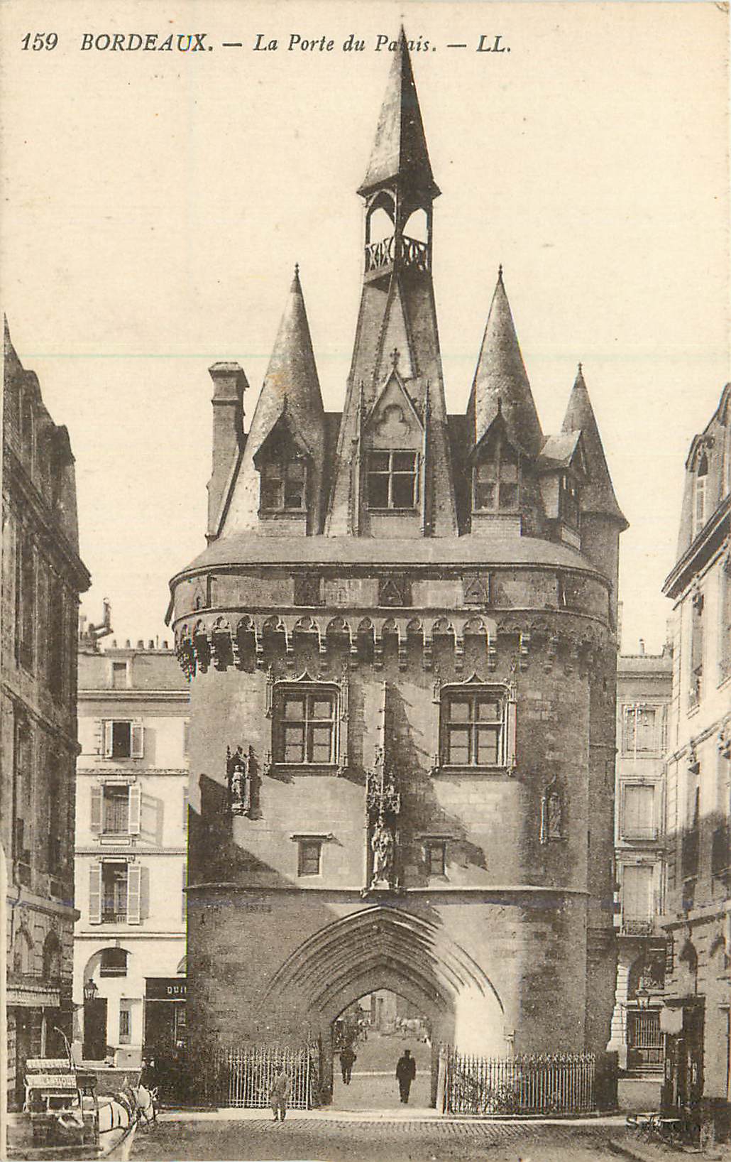 CPA Bordeaux la Porte du Palais