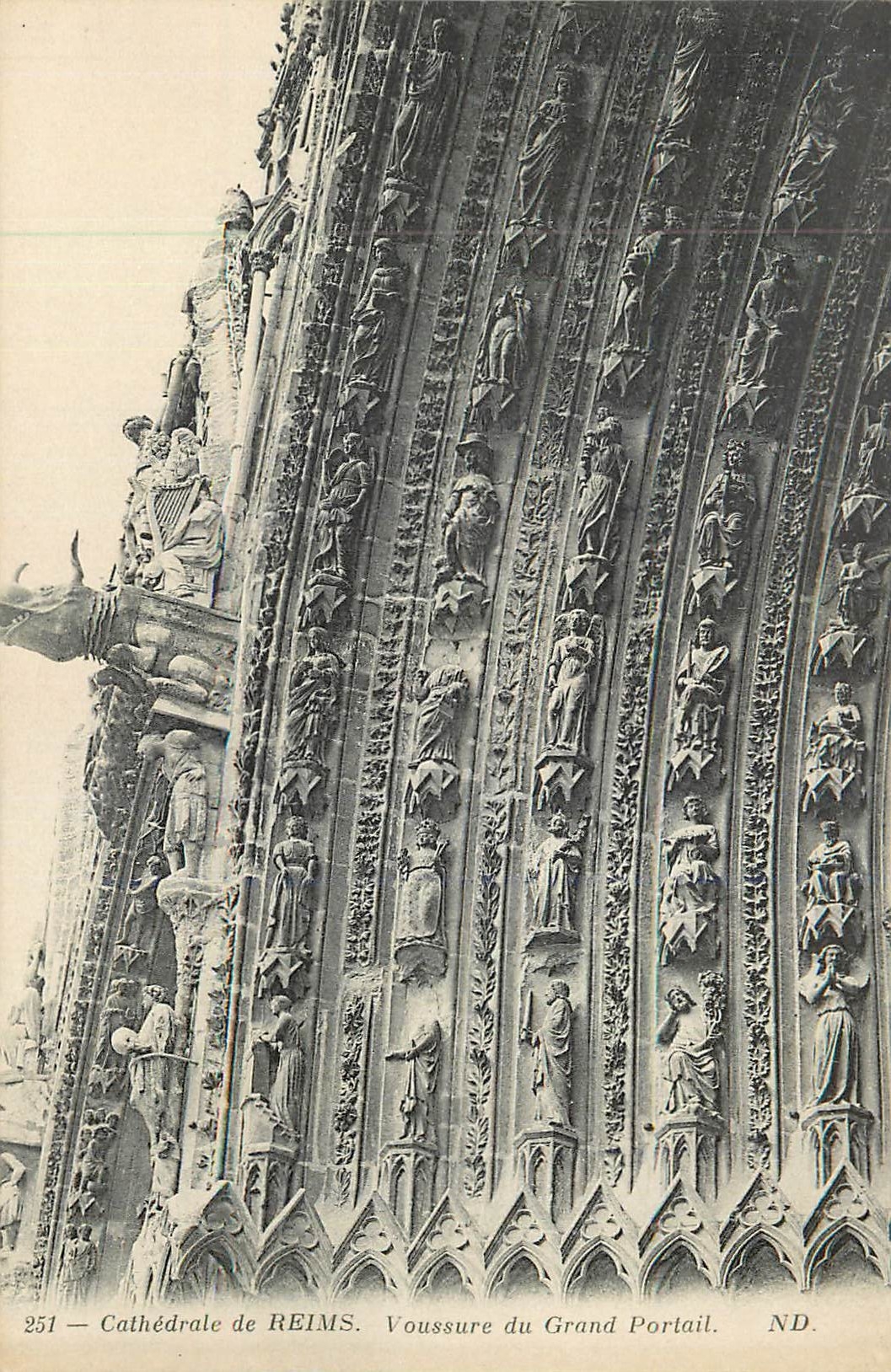 Cathédrale de REIMS — Voussure du Grand Portail — ND.