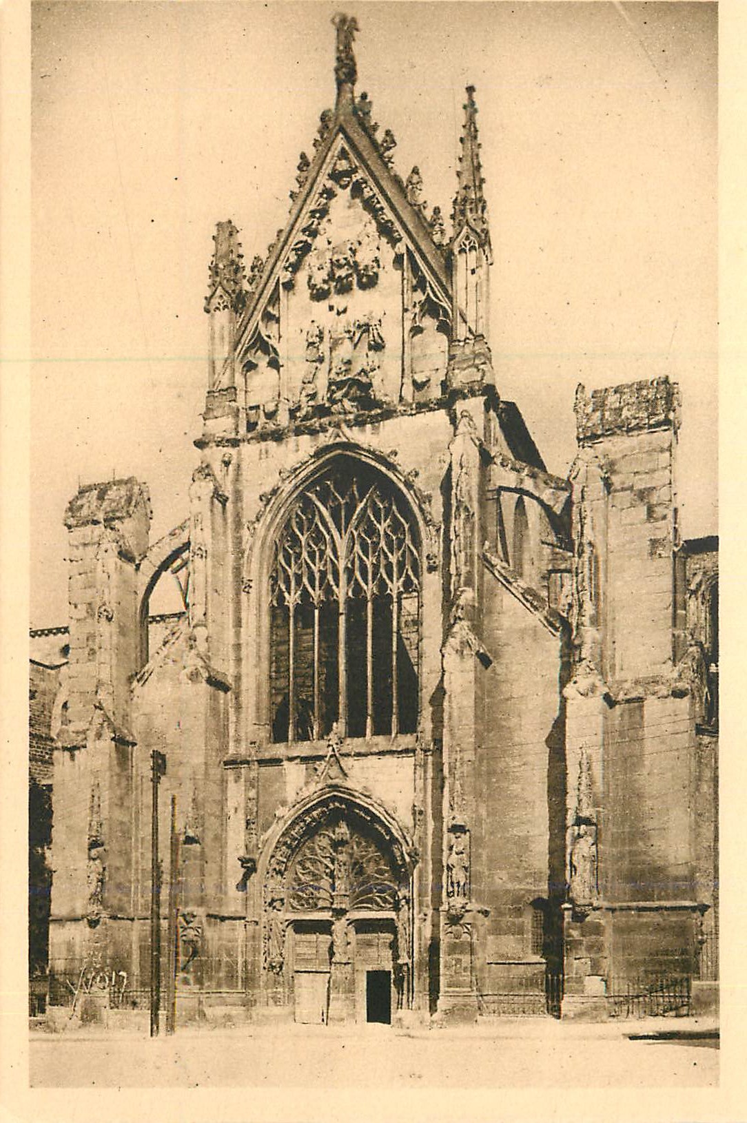 CPA Reims (Marne)l'Eglise St Remi Face Sud Ouest