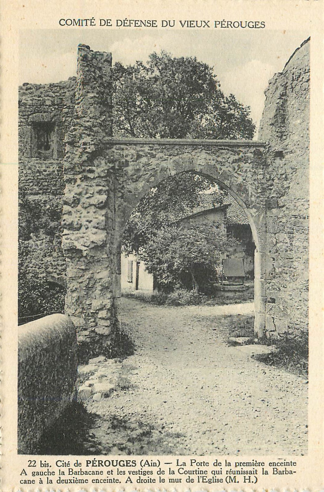 CPA Cite de Perouges (Ain) la Porte de la Premiere Enceinte