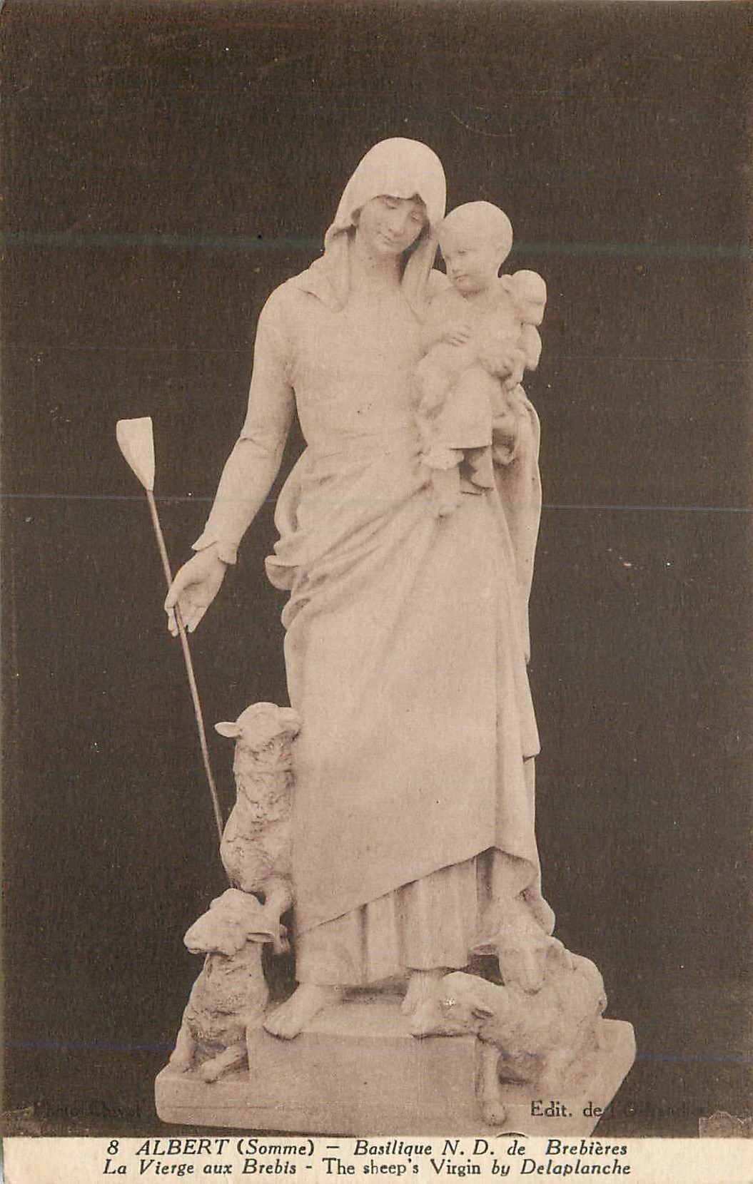 CPA Albert (Somme) Basilique N D de Brebieres La Vierge aux Brebis