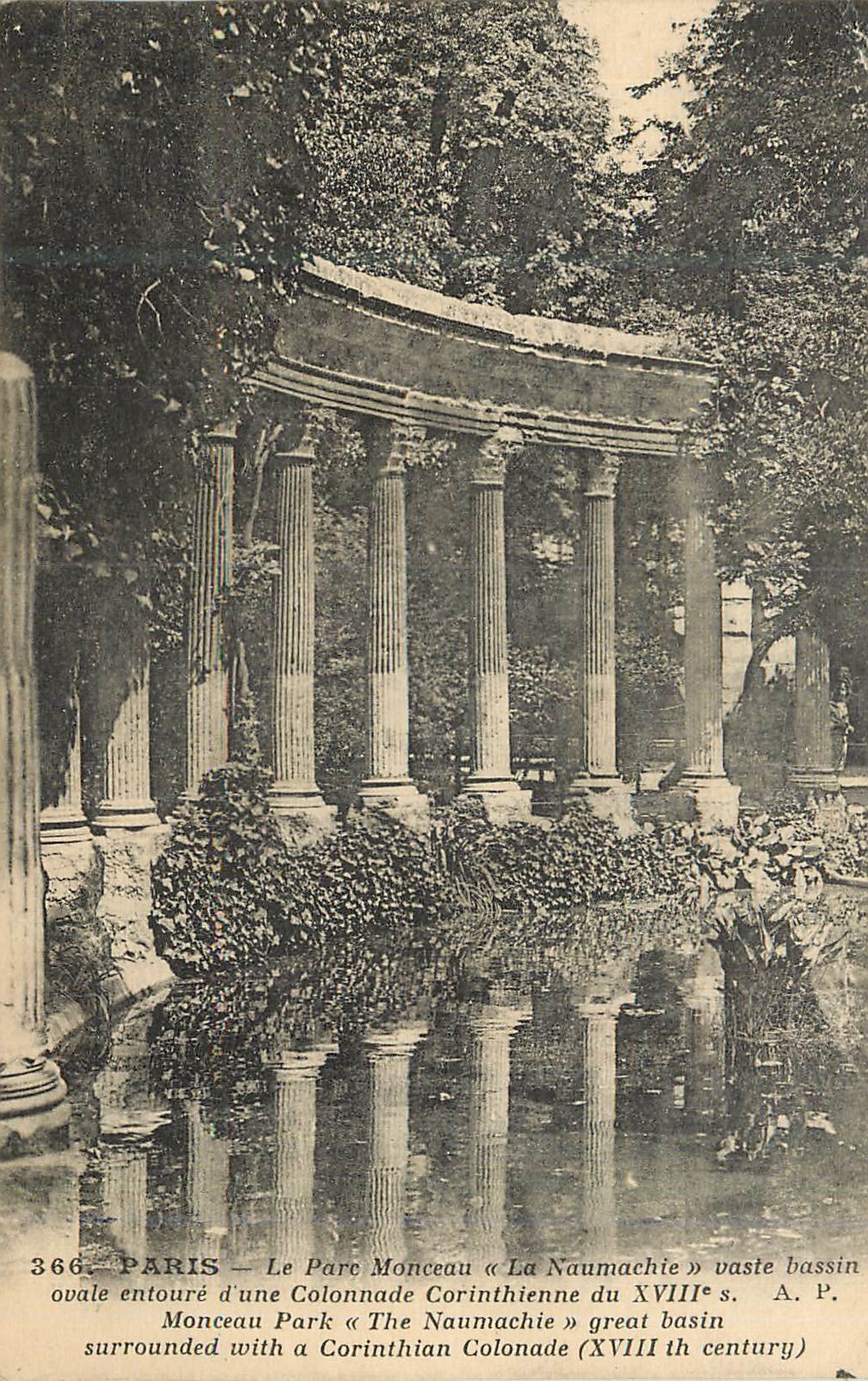 CPA Paris Le Parc Monceau La Naumachie Vaste Bassin Ovale entoure d'une Colonnade Corinthienne du XVIIIe S