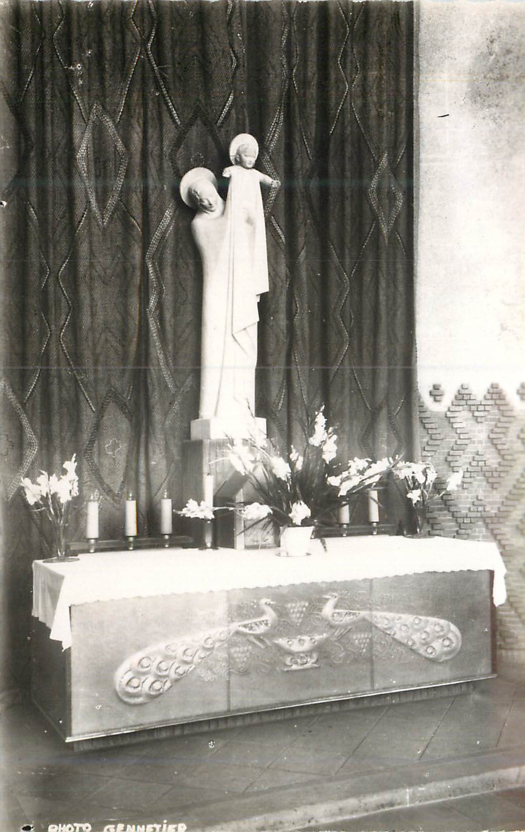 CPM Paris Eglise Sainte Odile Batie par Pierre L'Ermite a la Porte Champerret (La Chapelle de la Sainte Viere