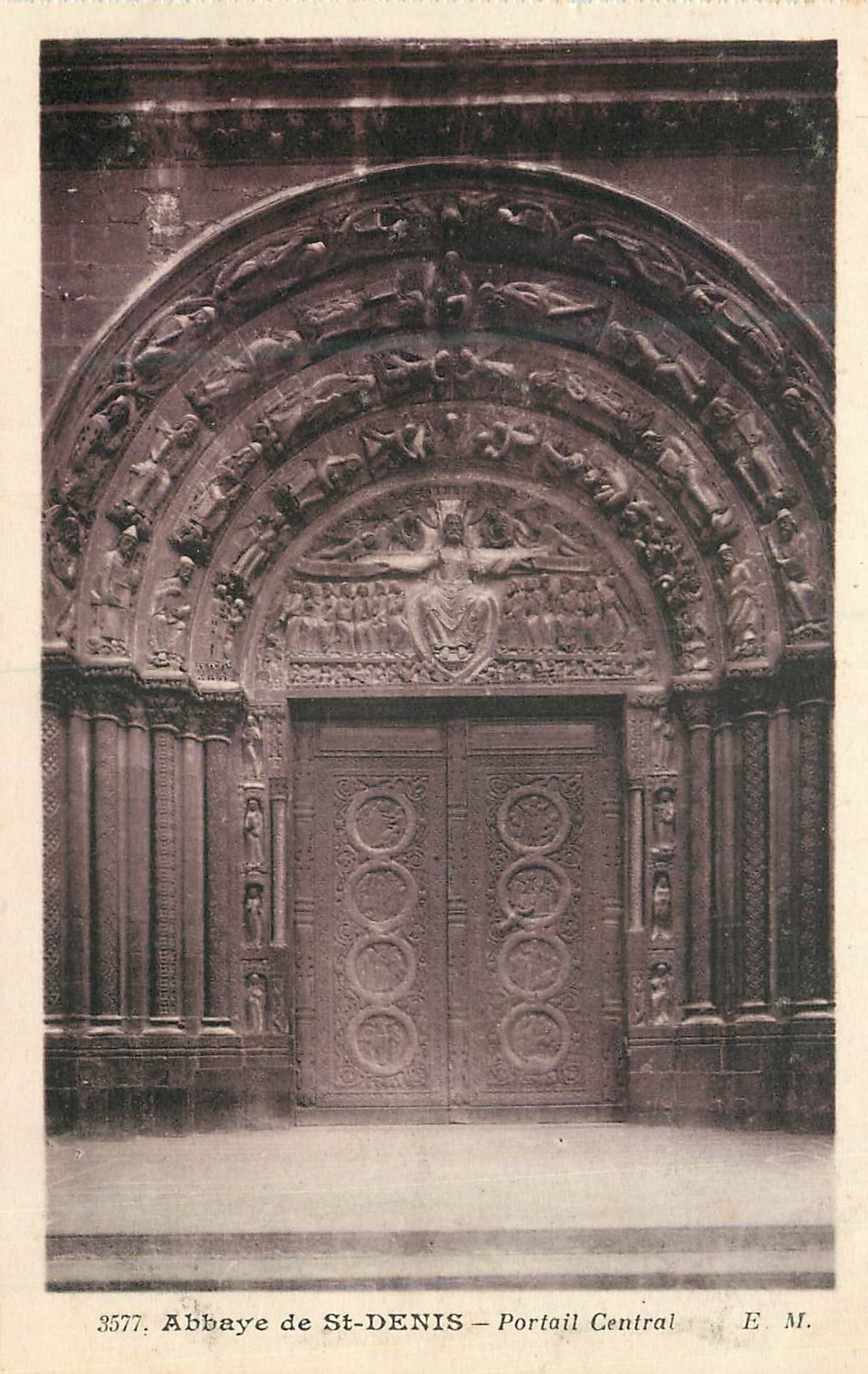 CPA Abbaye de St Denis Portail Central