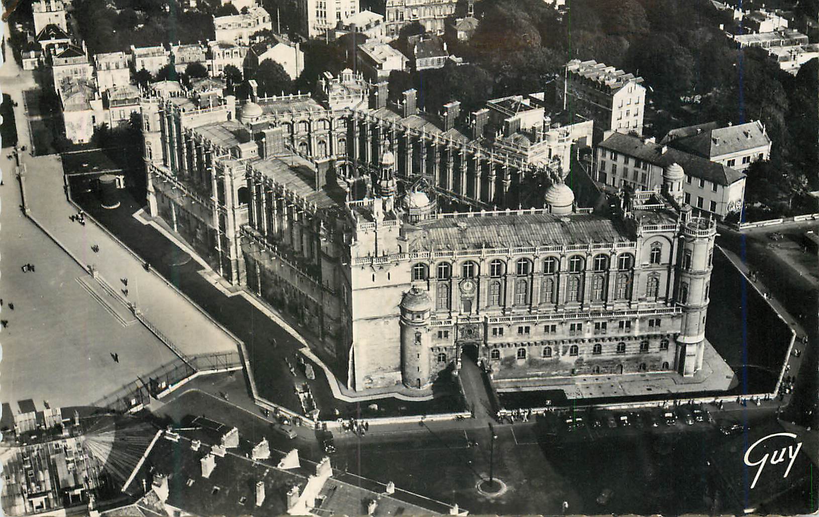Château de Saint-Germain-en-Laye — vue aérienne — André Leconte, Éditions d'Art