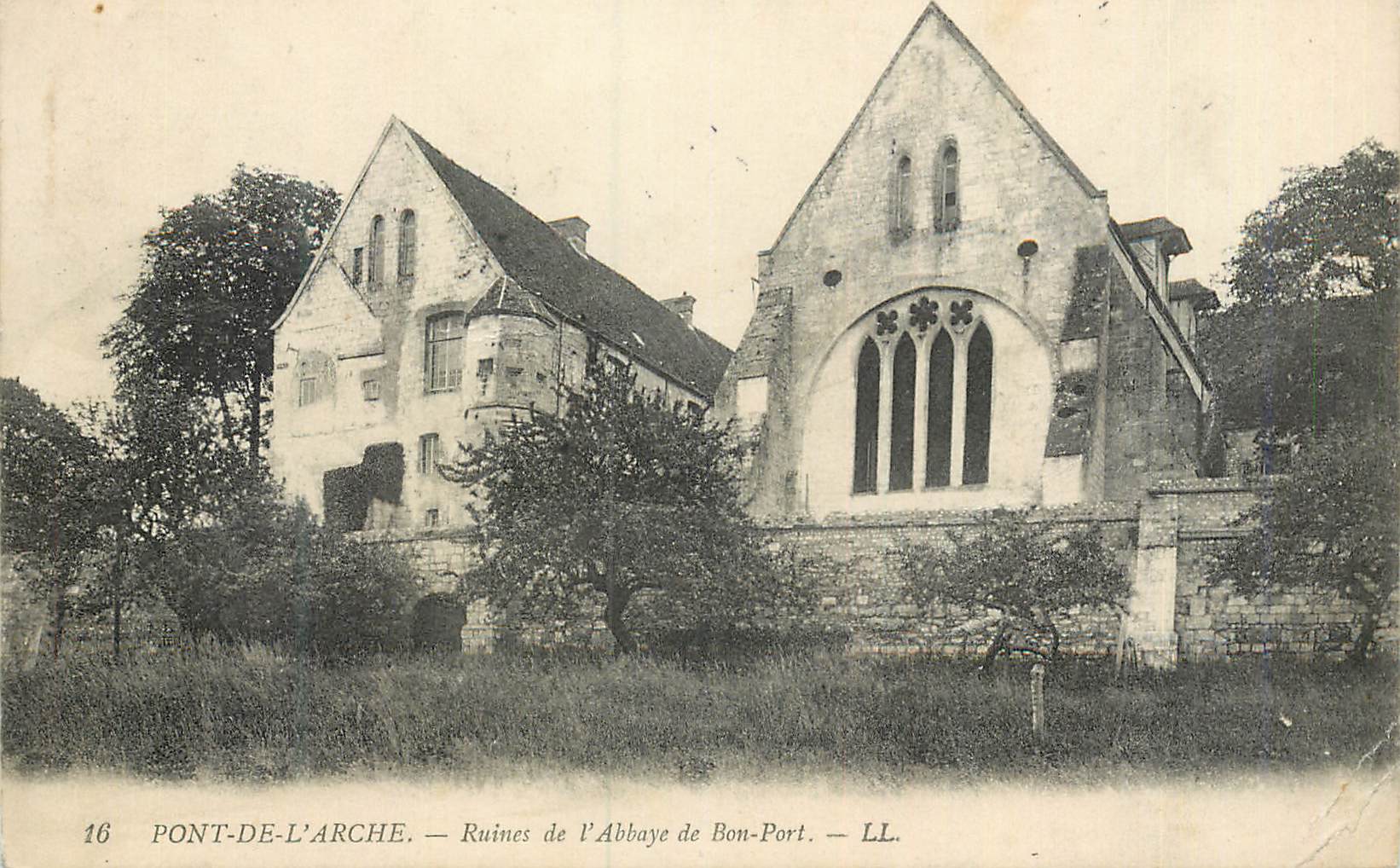 CPA Pont de L'Arche Ruines de l'Abbaye de Bon Port LL