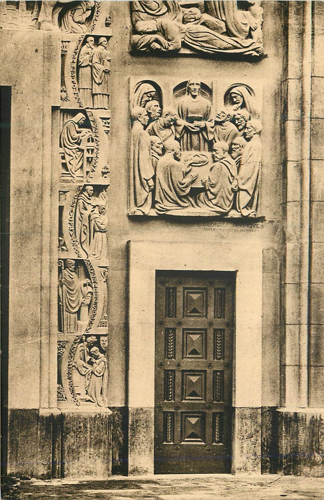 CPA Paris Eglise des Etudiants (Sacre Coeur) La cene et le s docteurs de L'Universite de Paris