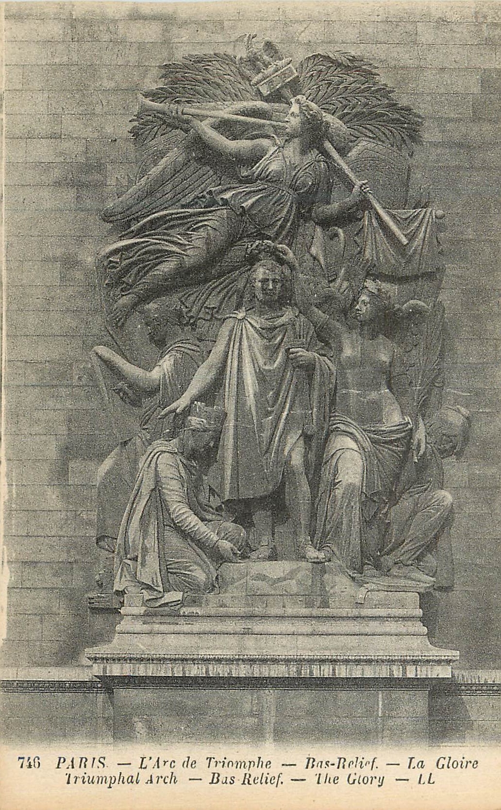 CPA Paris l'Arc de Triomphe Bas Relief La Gloire Triumphal