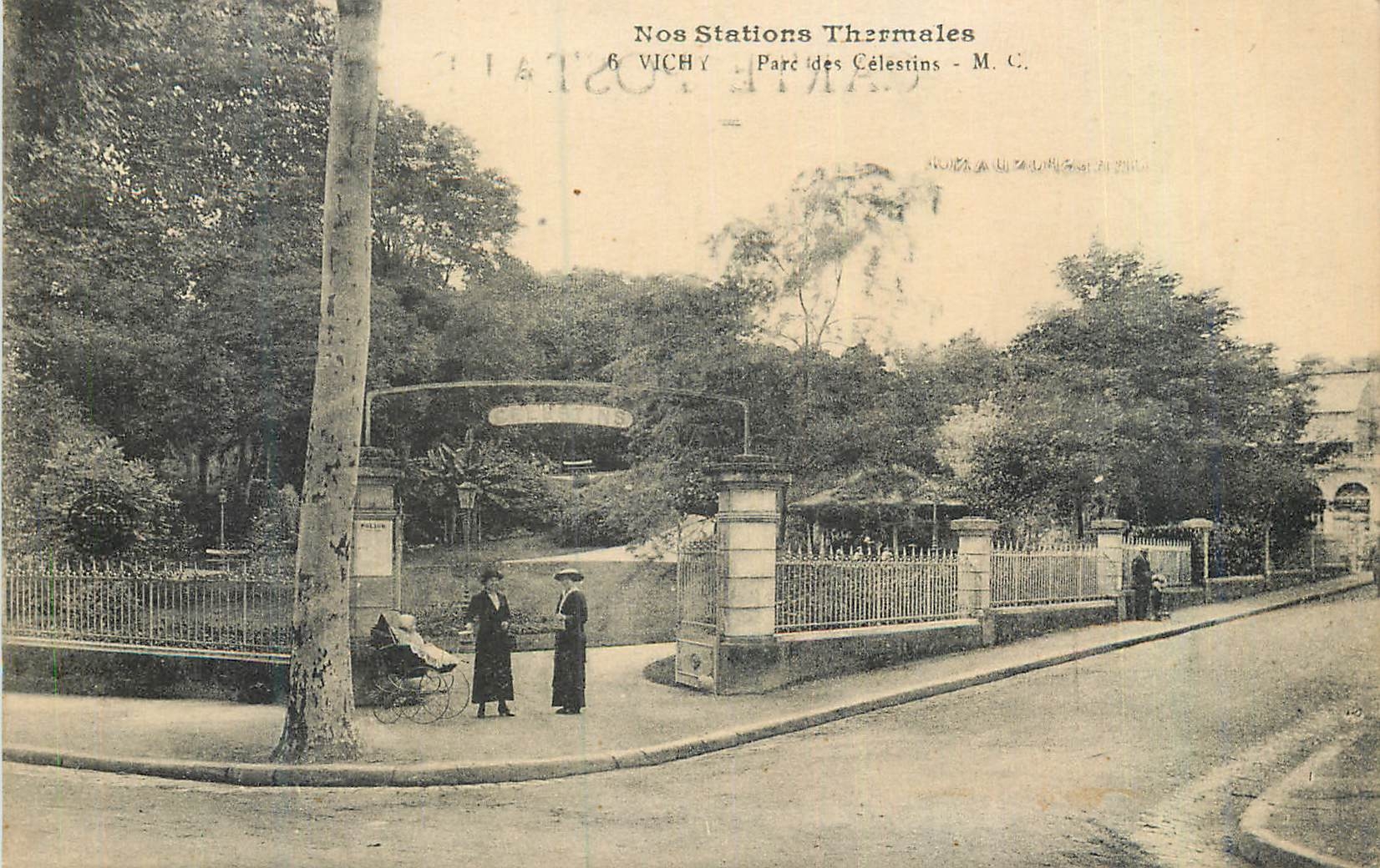 CPA Nos Stations Thermales Vichy Parc des Celestins