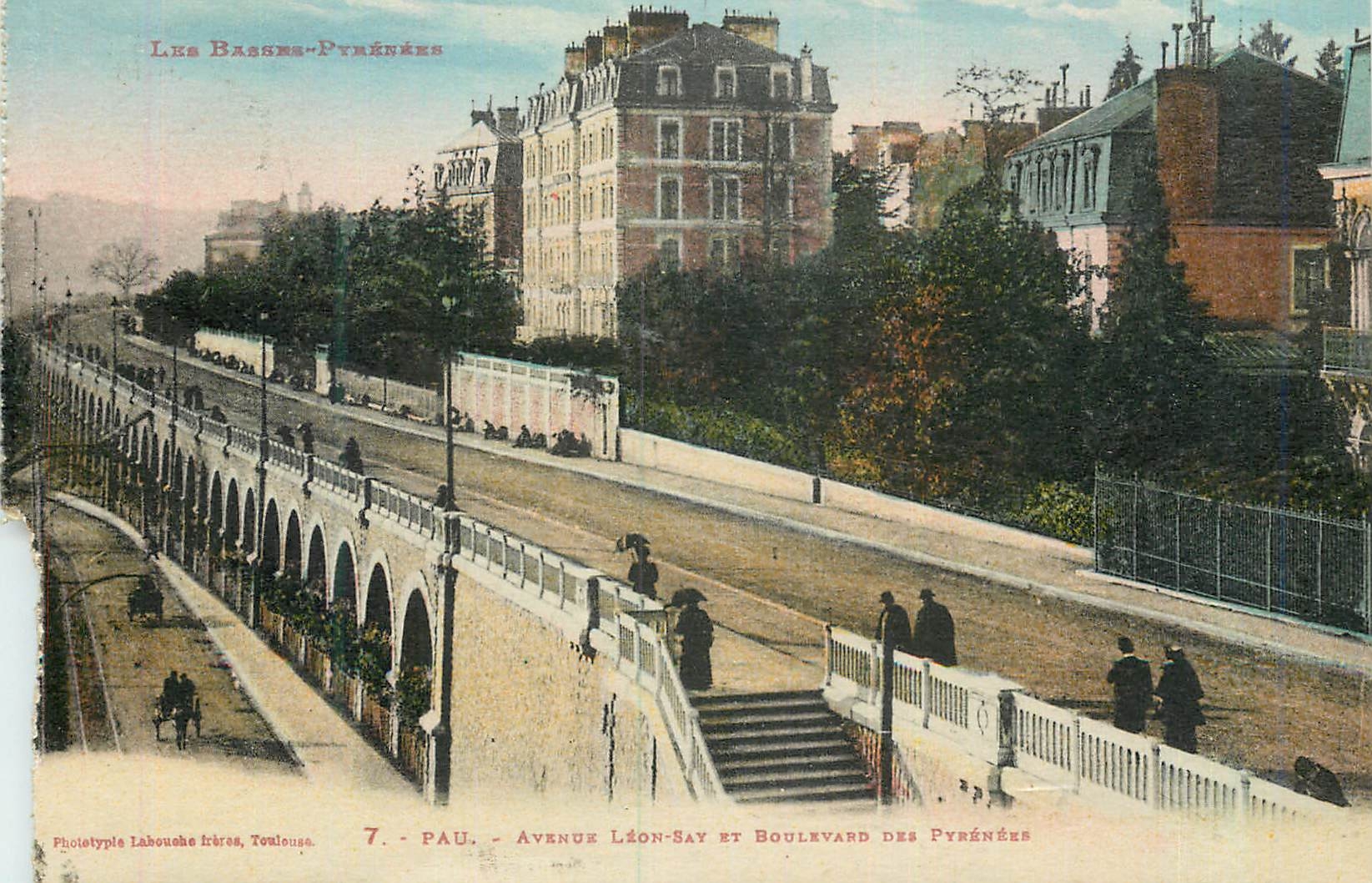 CPA Les Basses Pyrenees Pau Avenue Leon Say et Boulevard des Pyrenees
