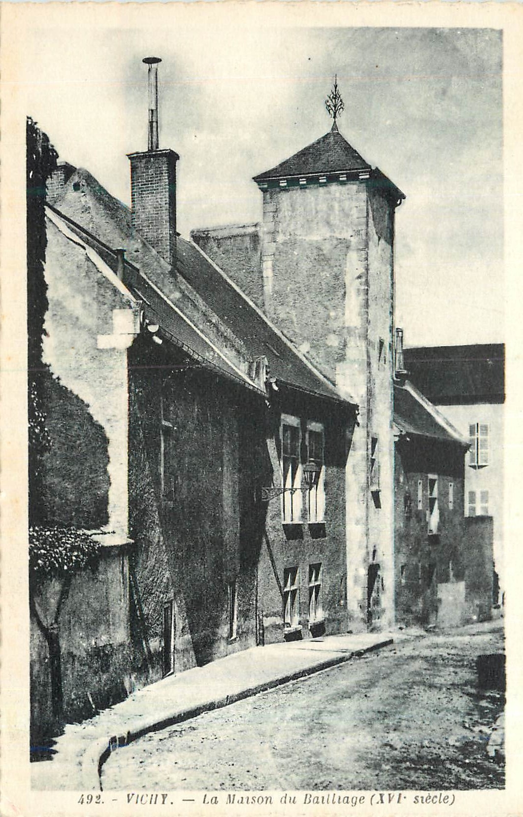 CPA Vichy (XVIe Siecle) La maison du bailliage