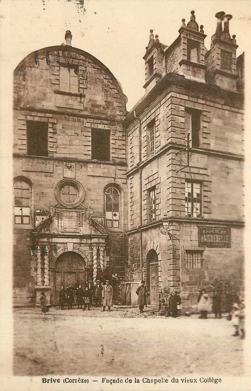 CPA Brive (Correze) Facade de la Chapelle du Vieux College