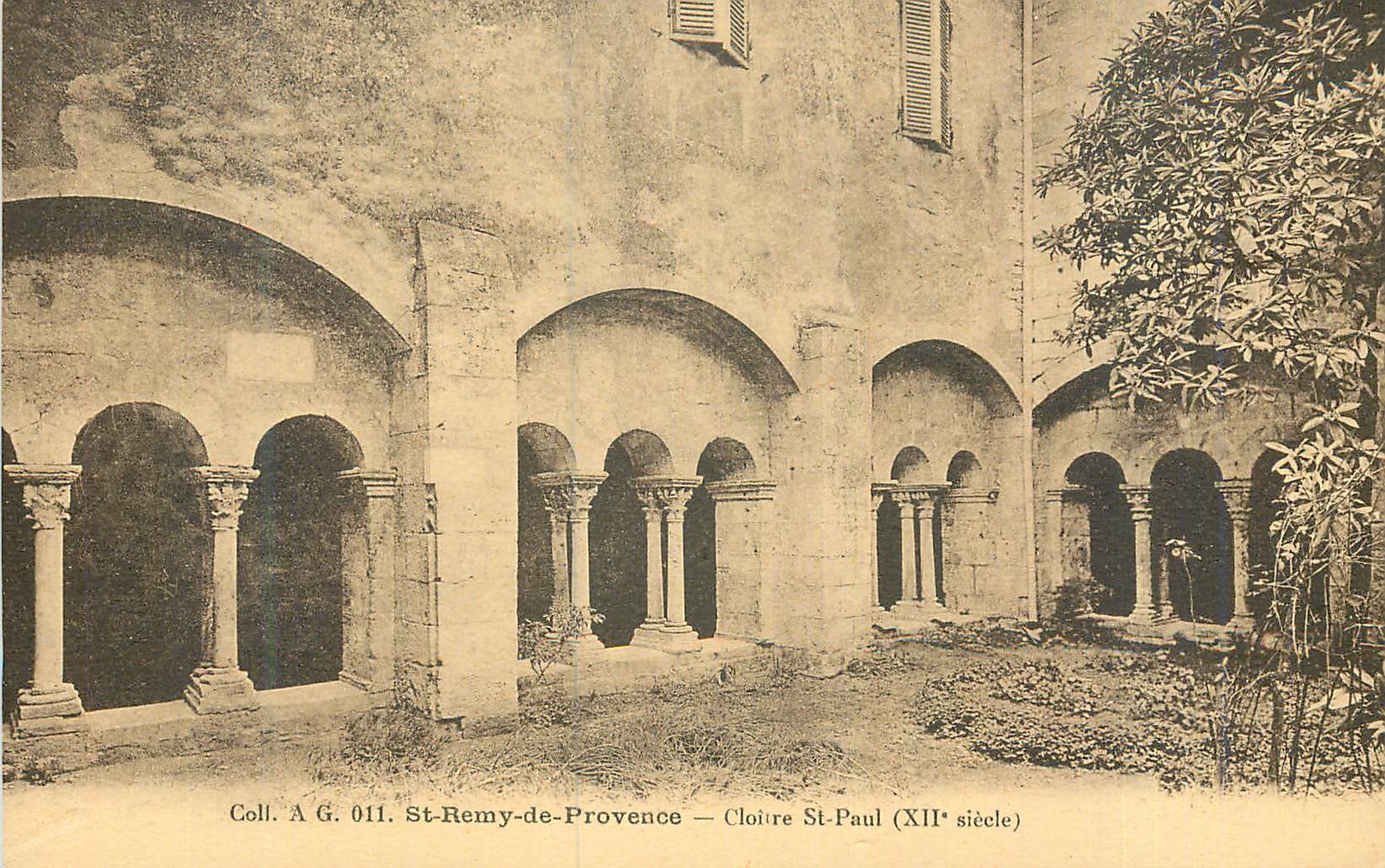 CPA St Remy de Provence Cloitre St Paul (XIIe Siecle)