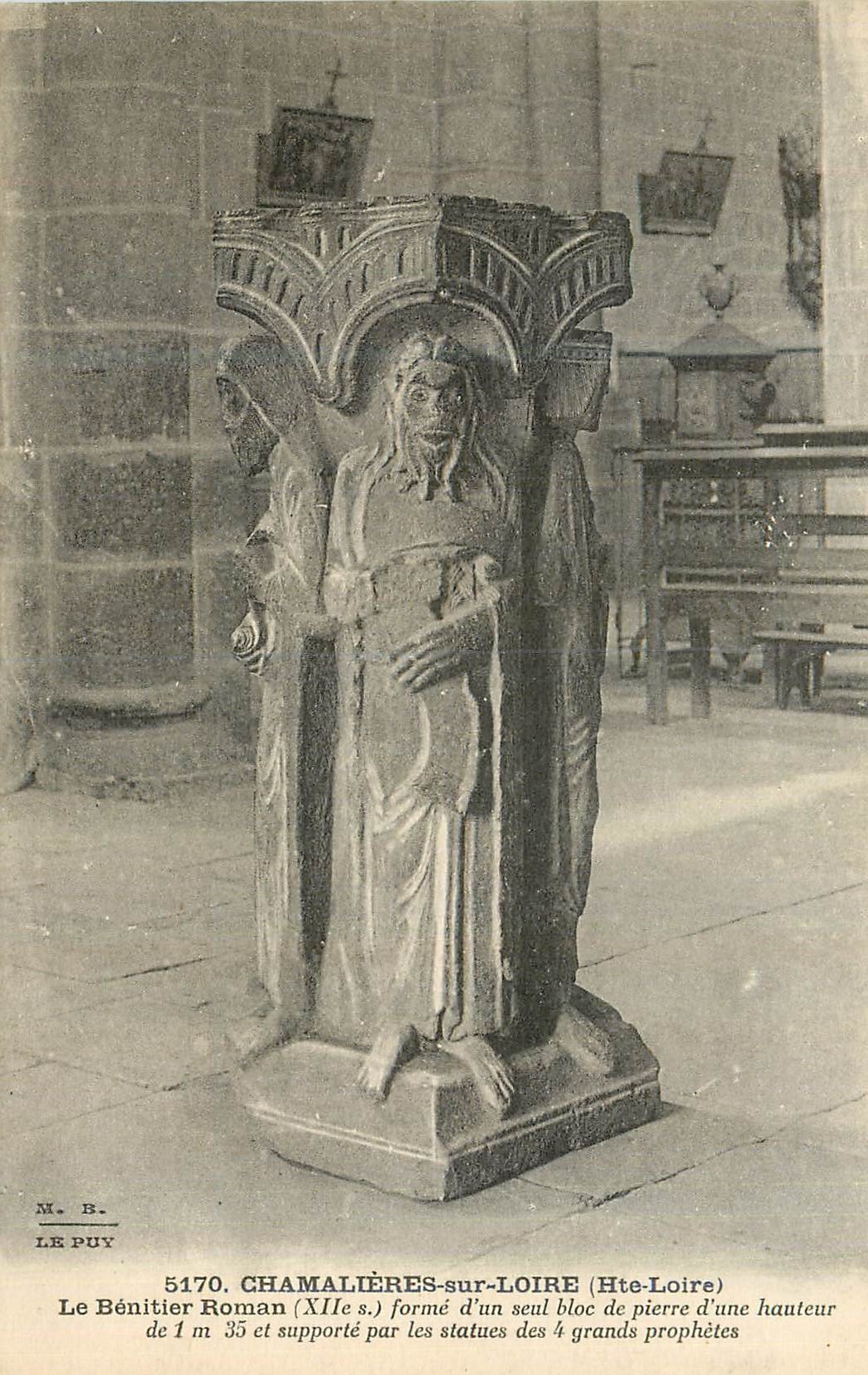 CPA Chameliere sur Loire (Hte Loire) Le Benitier Roman (XIIe S)