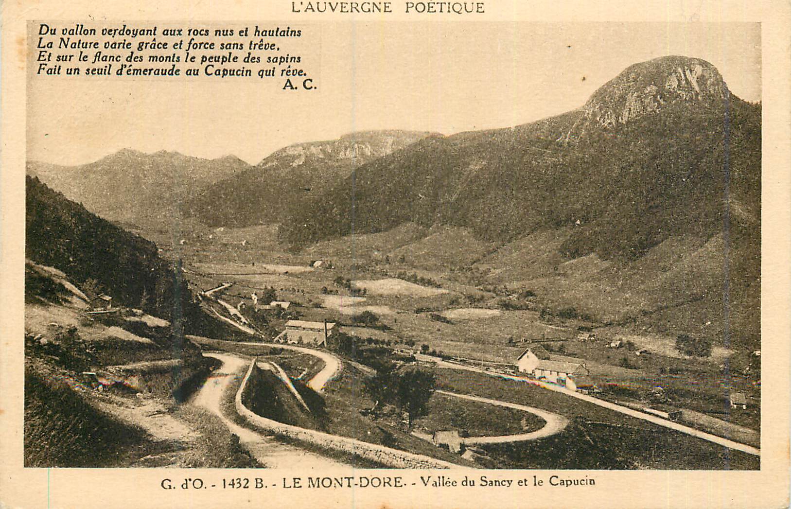 CPA L'Auvergne Poetique Le Mont Dore Vallee du Sancy et le Capucin