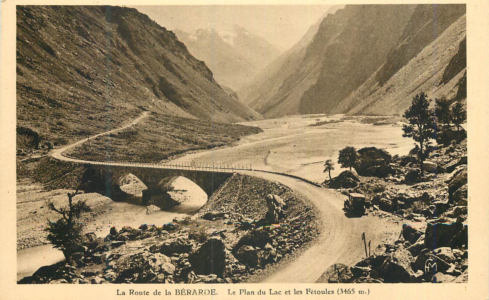 CPA La Route de la Berarde Le Plan du Lac et les Fetoules (3465 m)