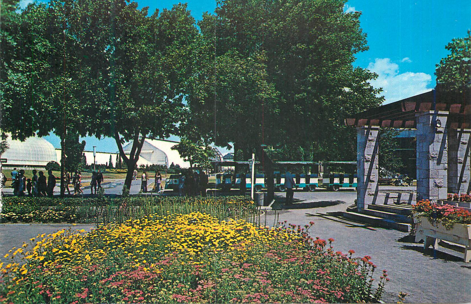 CPM Montreal PQ Canada Le Jardin Botanique
