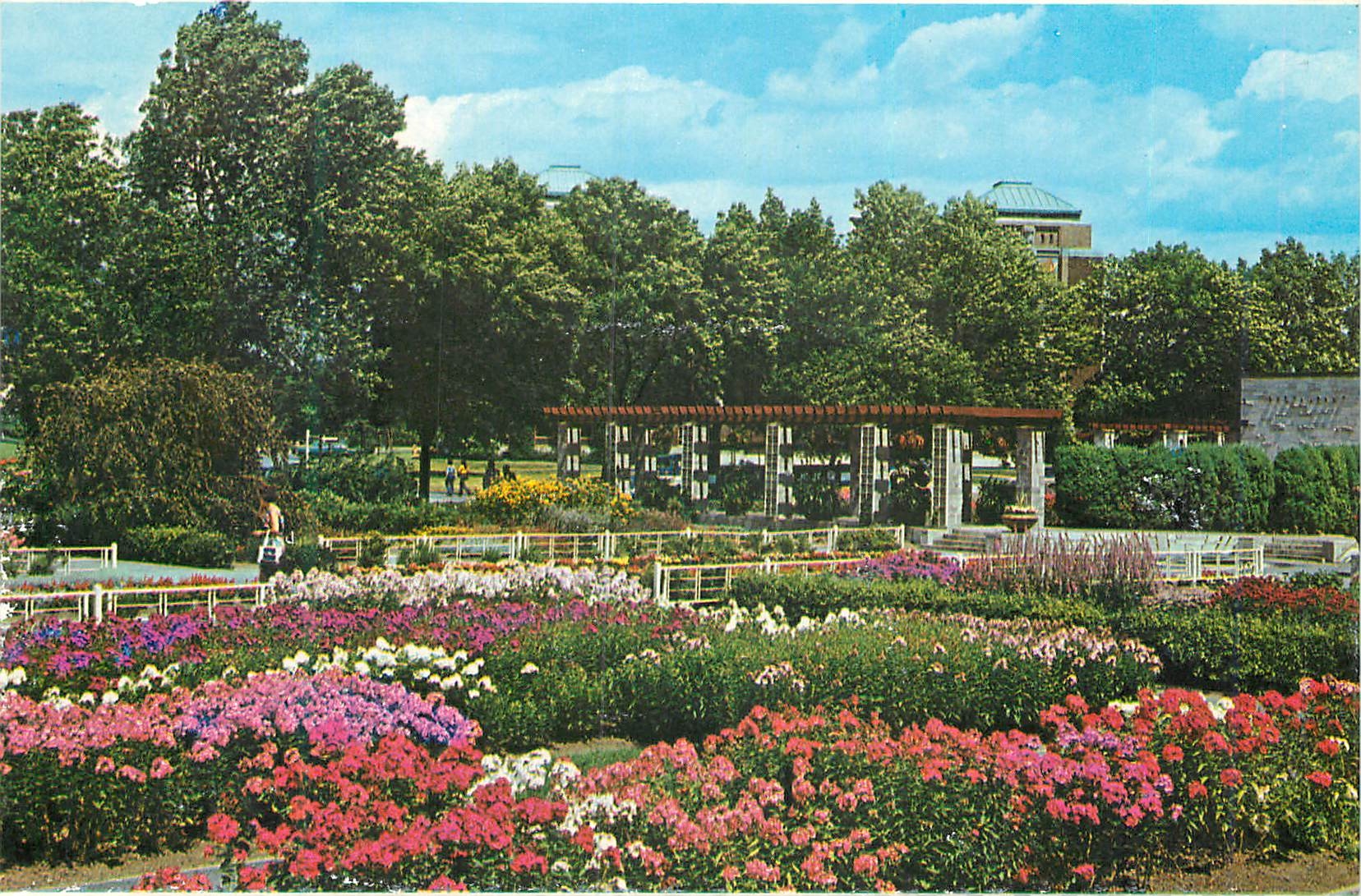 CPM Montreal PQ Canada Le Jardin Botanique