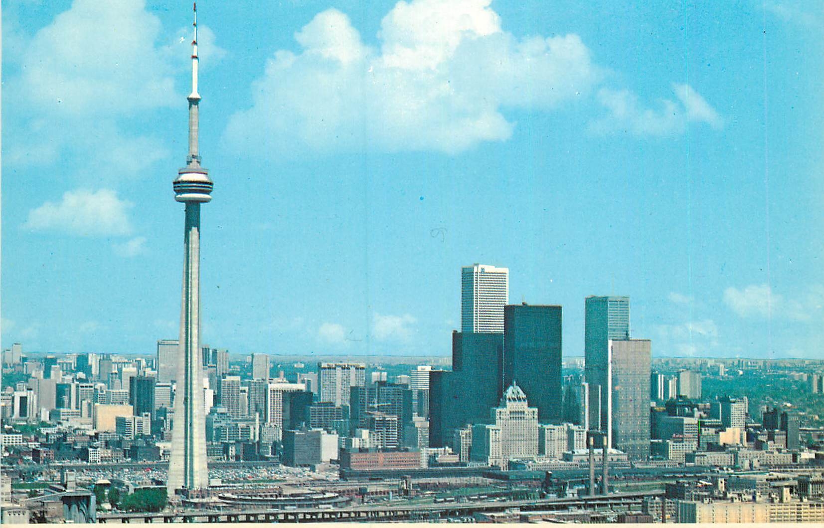 CPM Toronto la Tour CN l'Immeuble a Structure Autoportante le plus Eleve 1815 Pieds de Hauteur