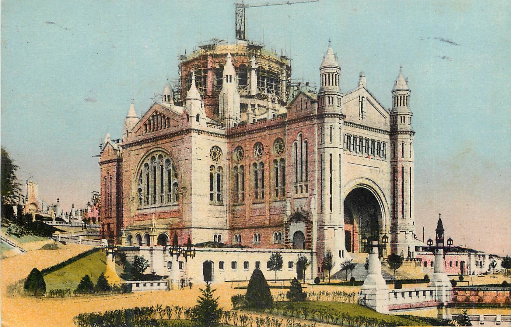 La Basilique — État actuel des travaux — Éditeur : LISIEUX