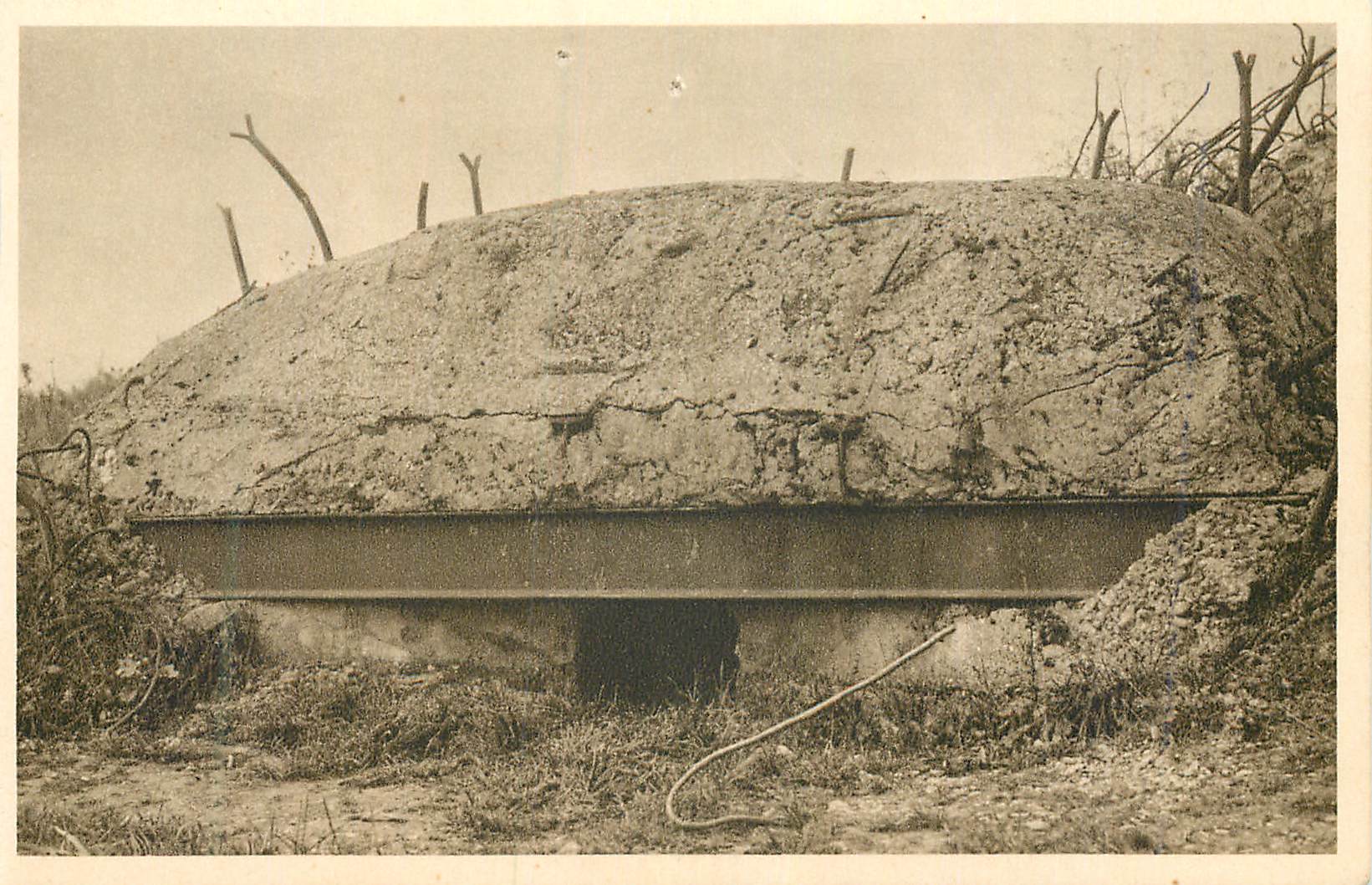CPA Fort de Vaux Abri Betonne pour Mitrailleuse Flanquant la Route Est du Fort  Militaria