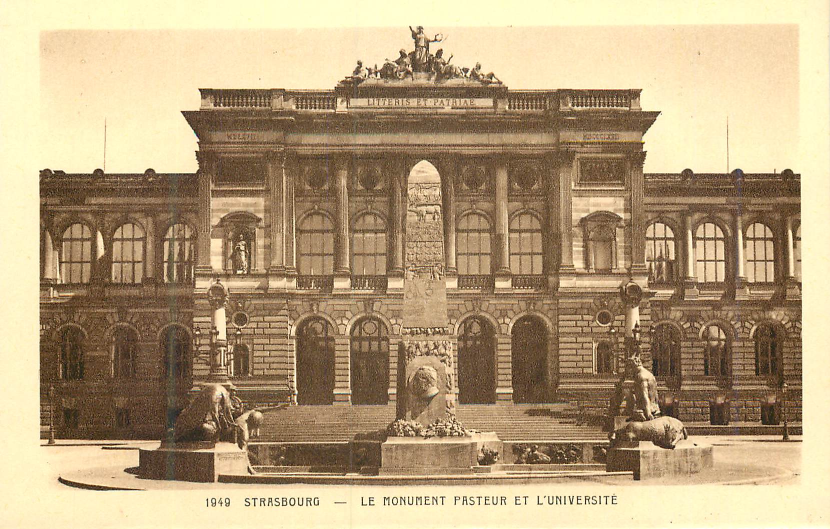 CPA Strasbourg le Monument Pasteur et l'Universite