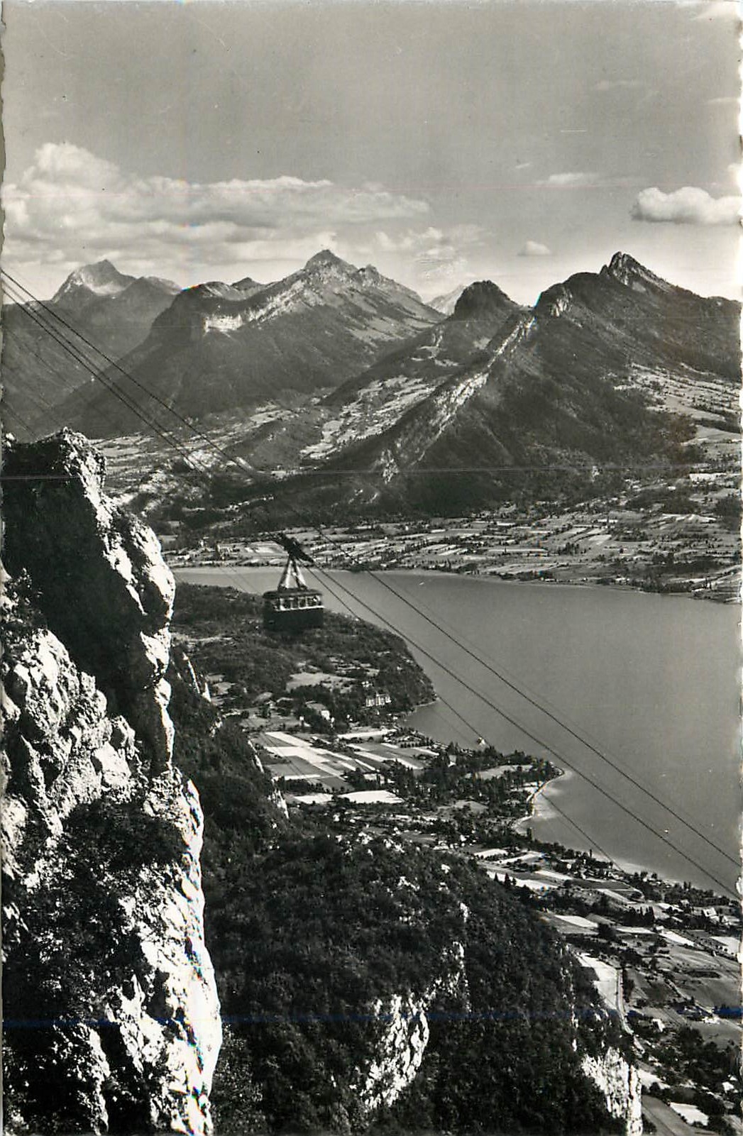 See Annecy — Der Seilbahn Mont Veyrier und die Berge der Bauges — Éditions G. Mouchet, Annecy, n°746