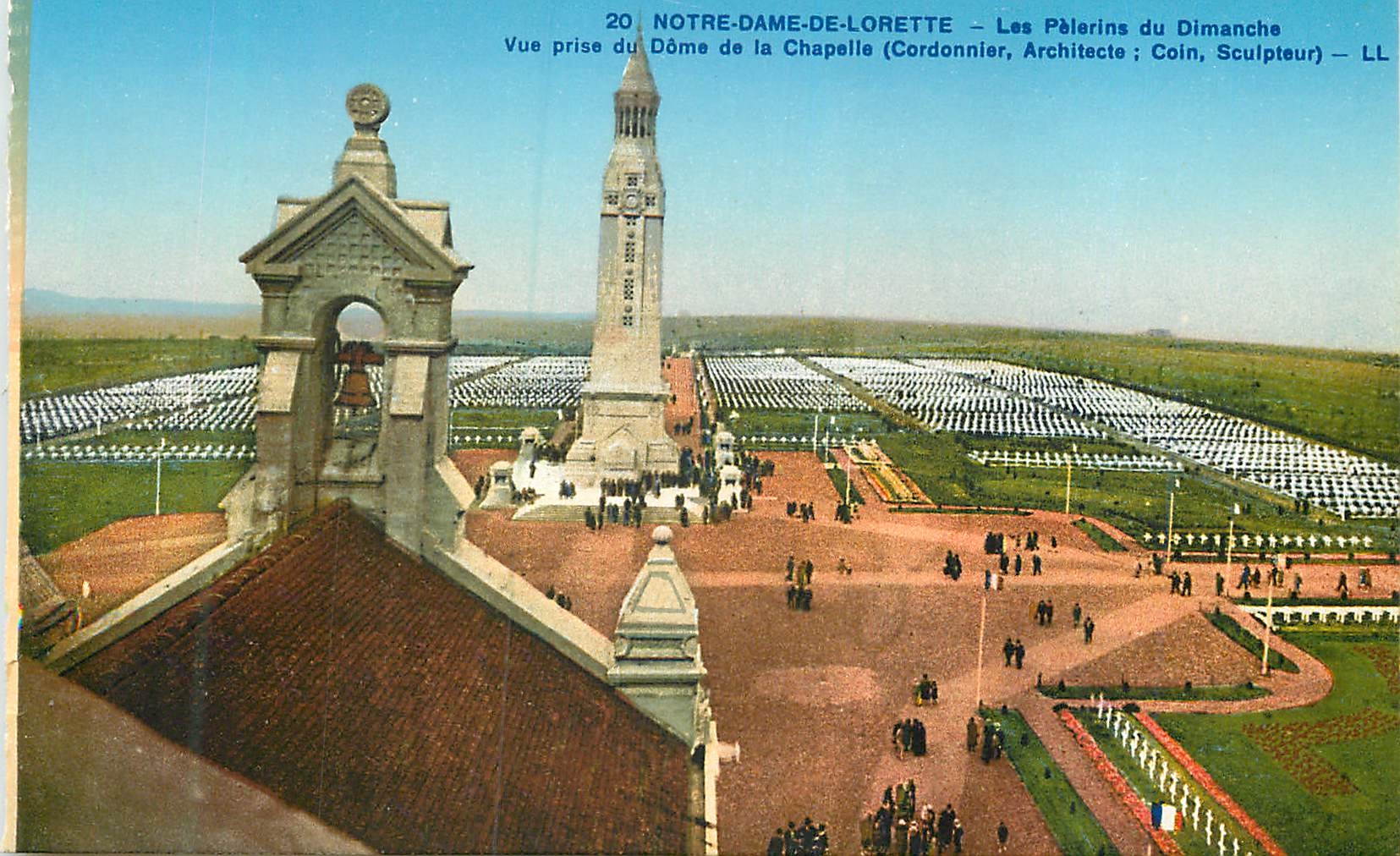 CPA Notre Dame de Lorette Les Pelerins du Dimanche vue Prise du Dome de la Chapelle