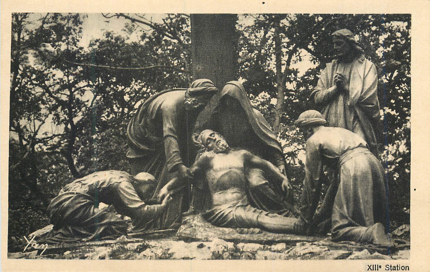 CPA XIIIe Station Jesus est Detache de sa Croix et Remis a Sa Mere Lourdes