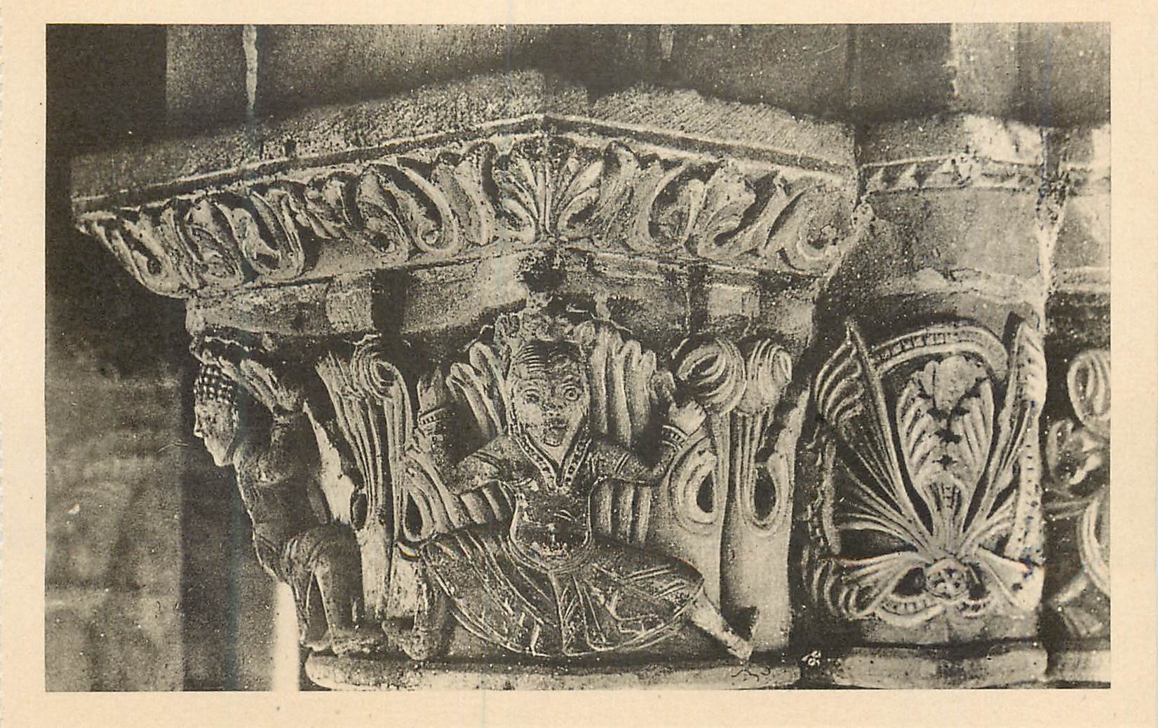 CPA Eglise de Cunault (M et L) Pilier 23 Figures Decoratives d'Inspiration Orientale