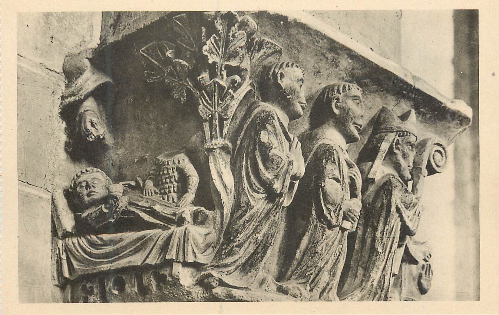 CPA Eglise de Cunault (M et L) Enterrement de Saint Philibert Bas Relief XIIIe S