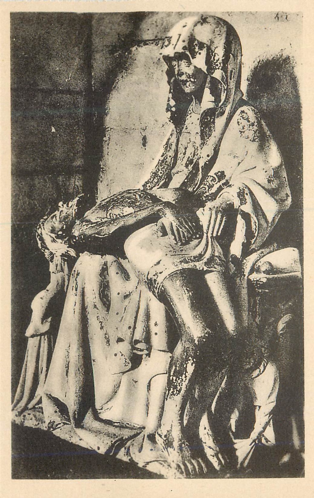 CPA Eglise de Cunault (M et L) Pieta XVe Siecle