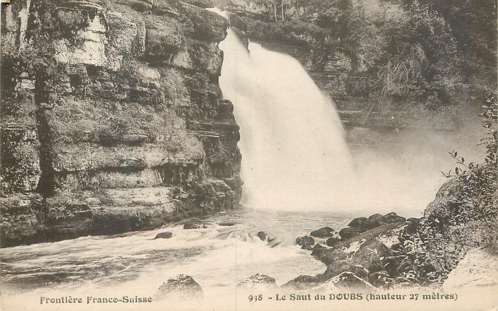 CPA Le Saut du Doubs (Hauteur 27 m) Frontiere Franco Suisse