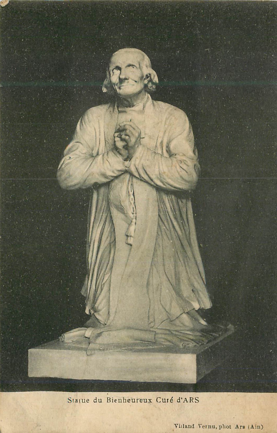 CPA Statue du Bienheureux Cure d'Ars