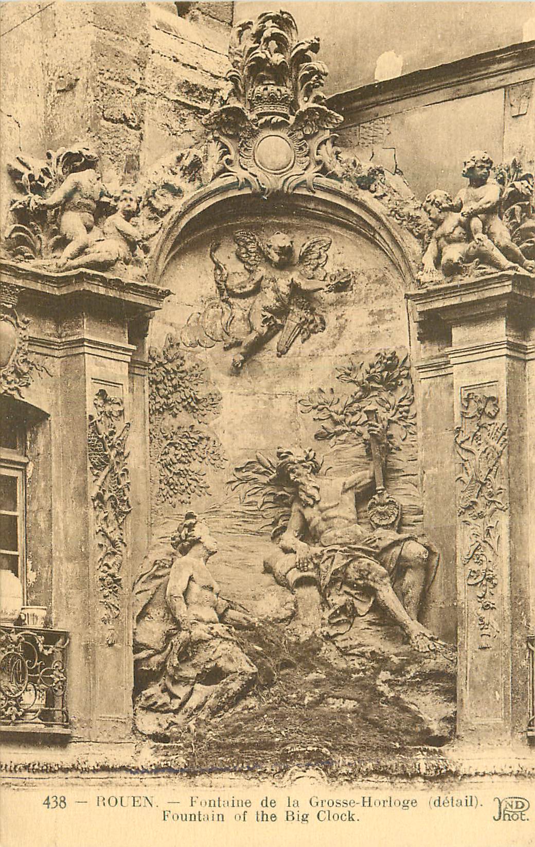 CPA Rouen Fontaine de la Grosse Horloge (Detail)