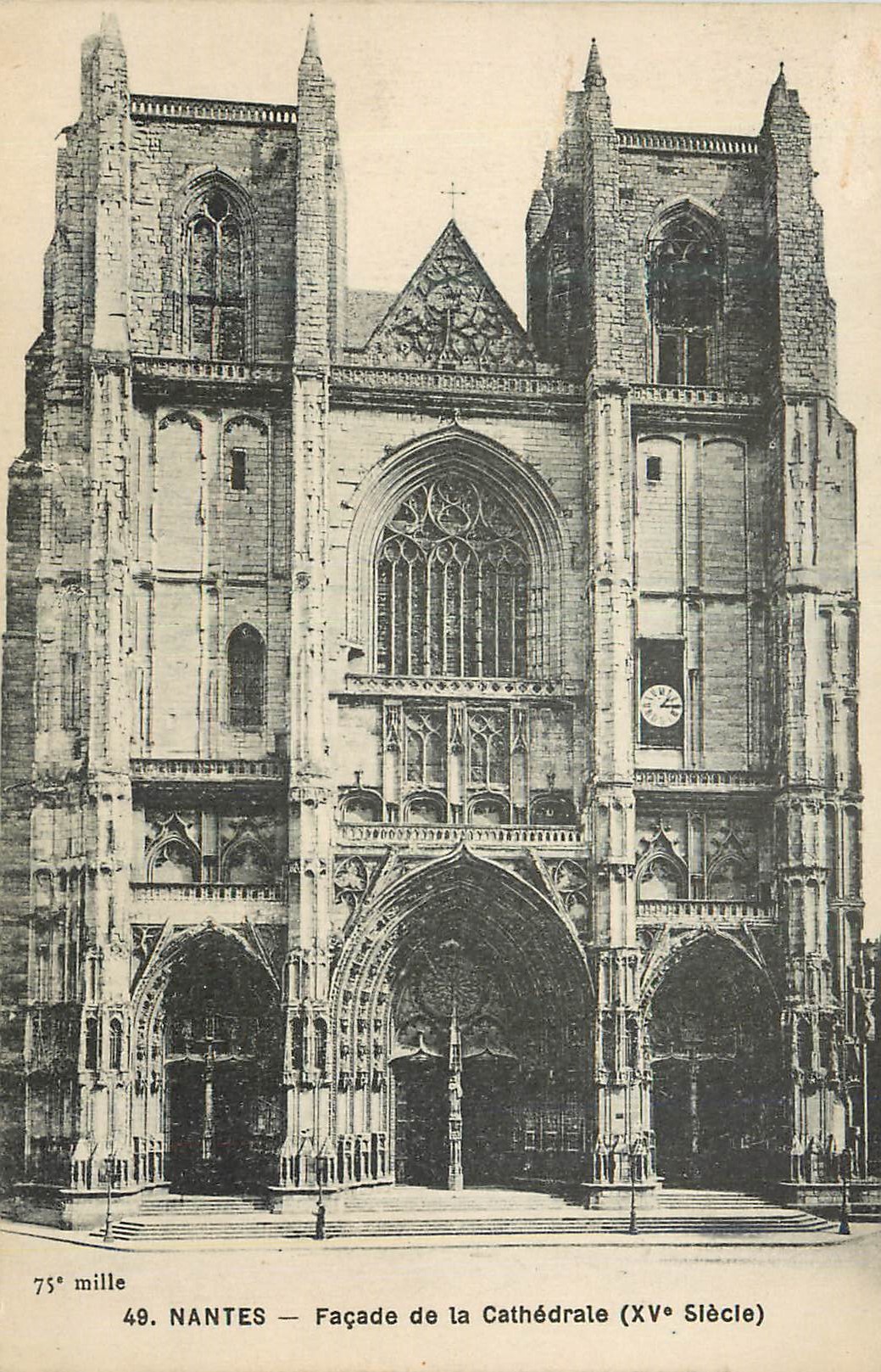 CPA Nantes Facade de la Cathedrale (XVe Siecle)