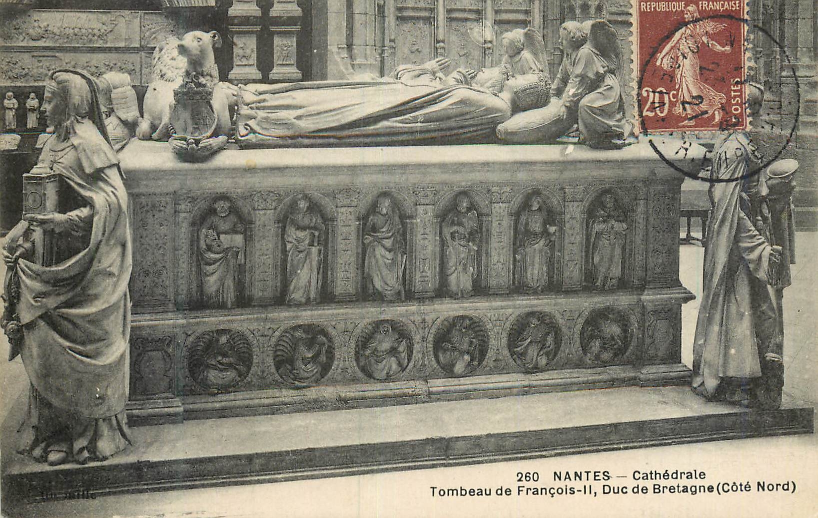 CPA Nantes Cathedrale Tombeau de Francois II Duc de Bretagnes (Cote Nord)