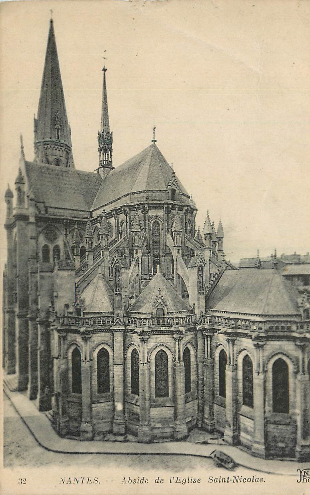 CPA Nantes Abside de l'Eglise Saint Nicolas