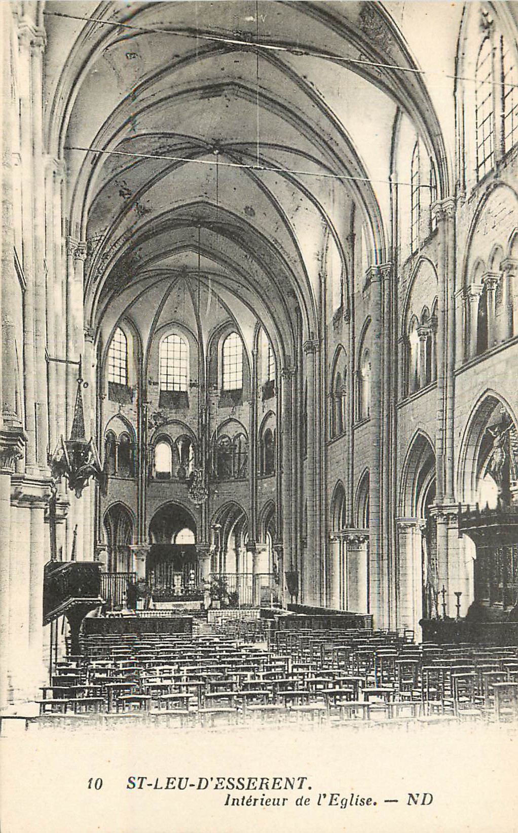 St-Leu-d'Esserent — Intérieur de l'Église — ND