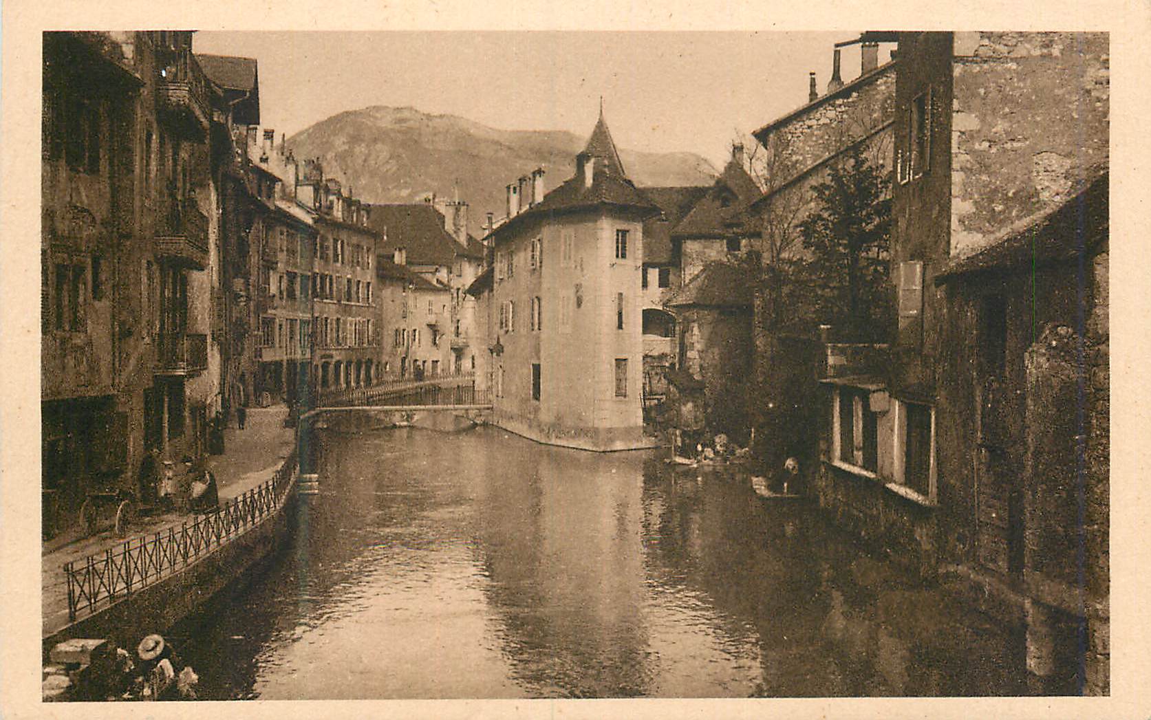 CPA Annecy Les Vieilles Prisons