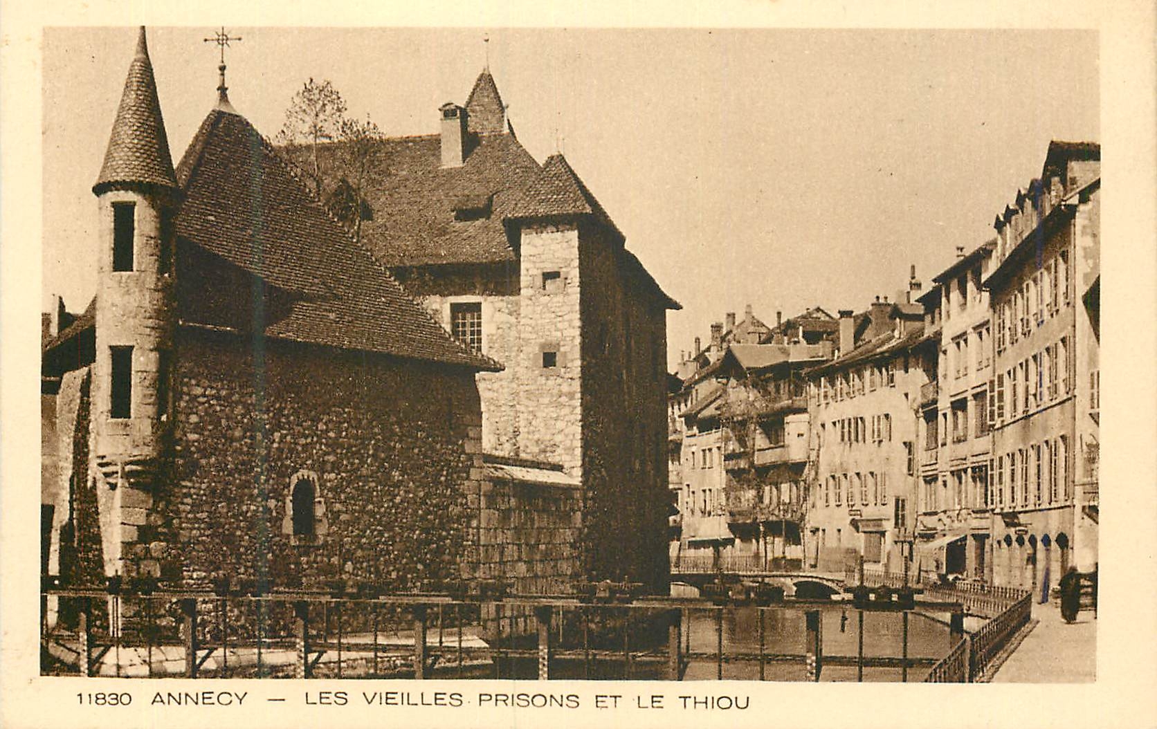 Annecy — Les Vieilles Prisons et le Thiou — série 11830