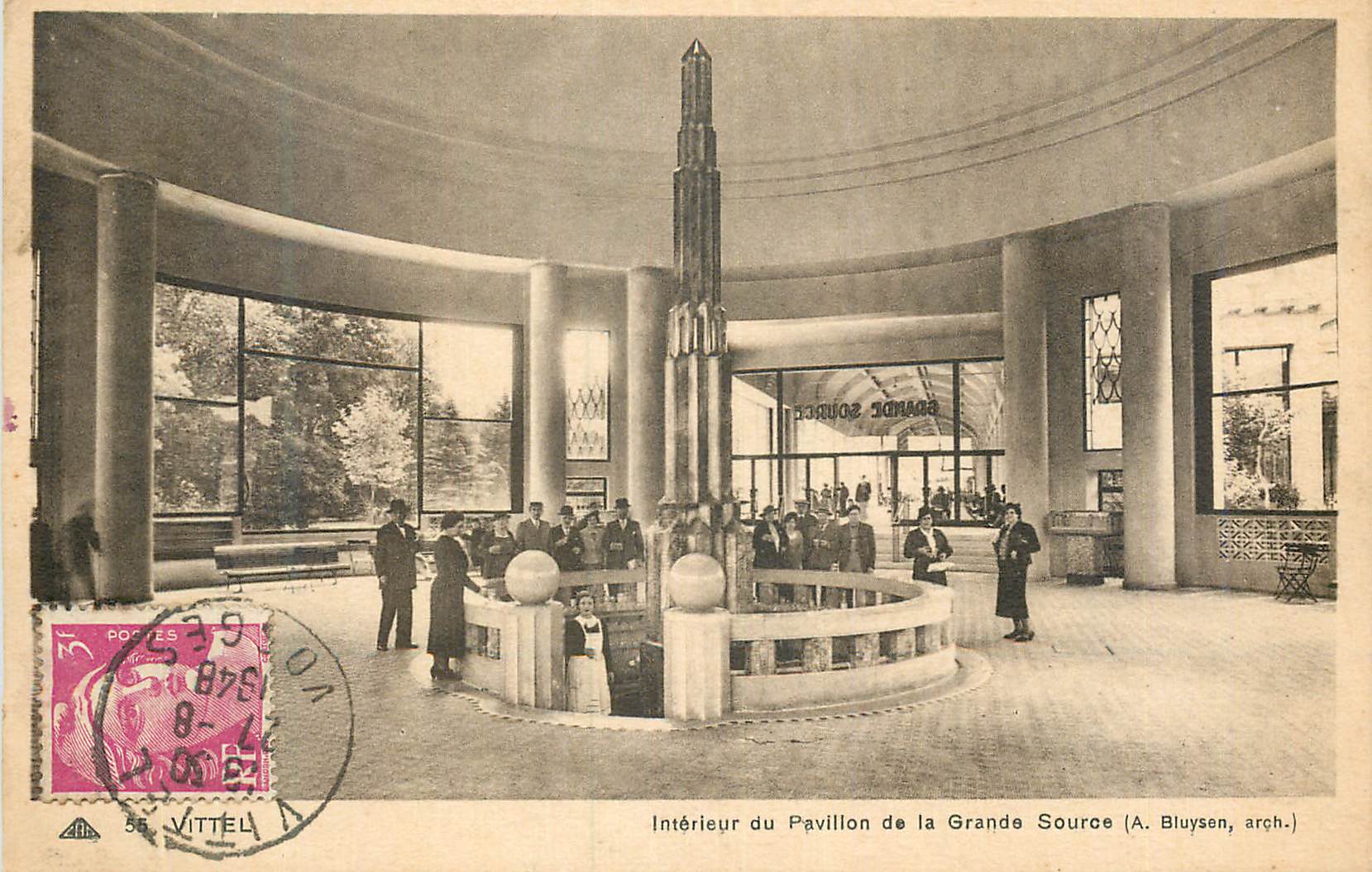 CPA Interieur du Pavillon de la Grande Source (A Bluysen Arch) Vichy