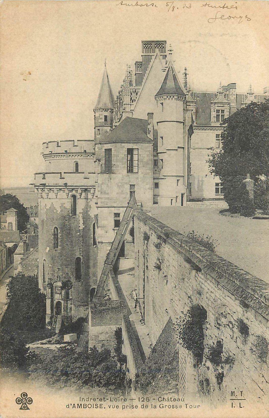 CPA Chateau d'Amboise Indre et Loire  Vue Prise de la Grosse Tour