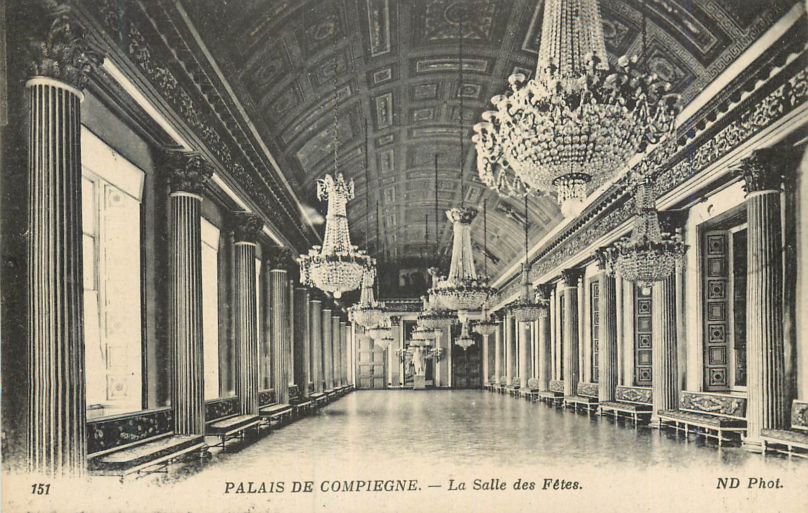 CPA Palais de Compiegne La Salle des Fetes
