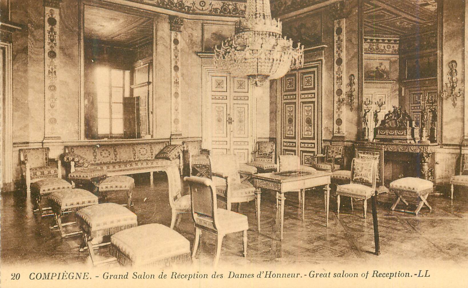 CPA Compiegne Grand Salon de Reception des Dames d'Honneur